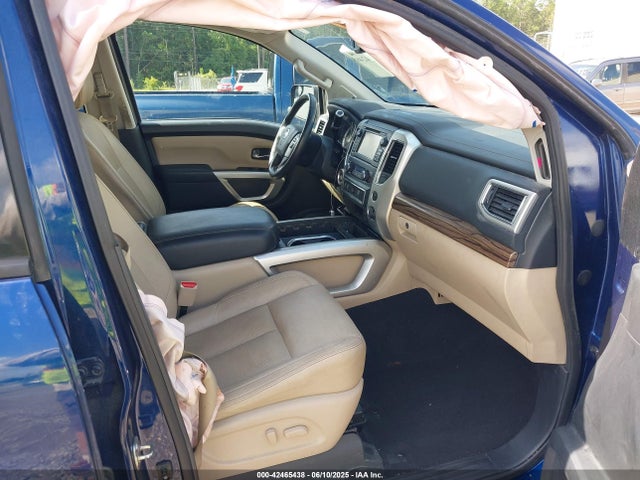 1N6AA1E68HN565628 Nissan 2017