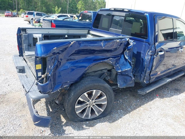 1N6AA1E68HN565628 Nissan 2017
