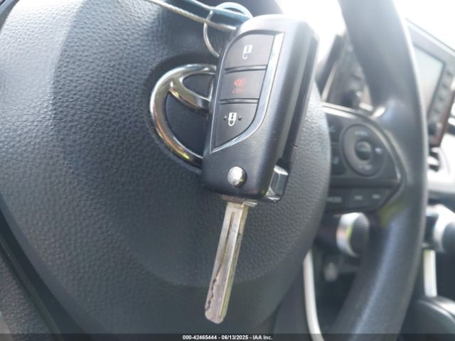 2021 TOYOTA RAV4 2T3H1RFV8MC168446 Photo 10