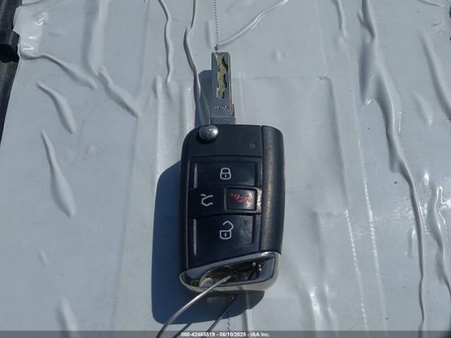 3VWCA7AU9FM512427 Volkswagen Golf Sportwagen Tdi S 4-door