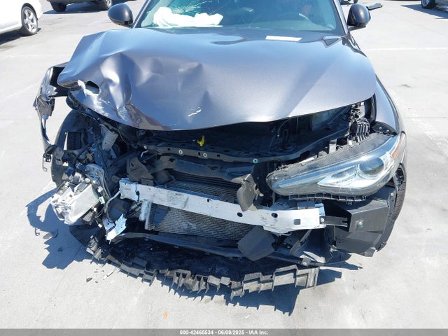Alfa Romeo giulia (952) 2018 ZARFAECN9J7577376 Image 6