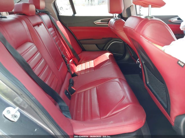 Alfa Romeo giulia (952) 2018 ZARFAECN9J7577376 Image 8