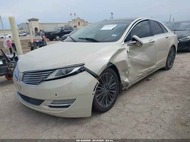 Lincoln MKZ 2014 3LN6L2G95ER817985 Image 2
