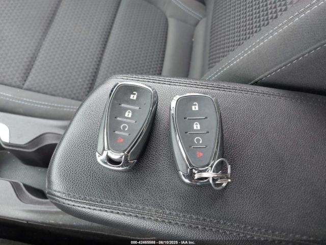 1G1FY6S08P4130414 Chevrolet Bolt Euv Fwd Lt