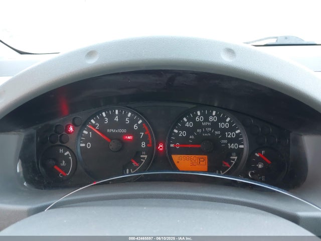 1N6AD0ER8GN755827 Nissan 2016