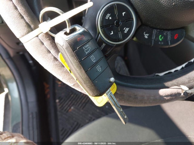 KIA dohc gdi gamma 2014 KNDJN2A22E7046641 Image 11