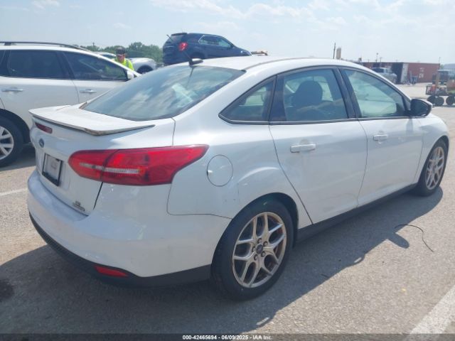 1FADP3F23FL374767 Ford FOCUS SE