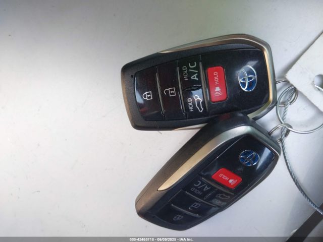 2022 TOYOTA RAV4 PRIME JTMEB3FV8ND090664 Photo 10