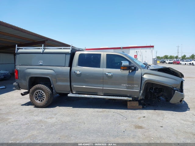 1GT12UEY5JF119598 GMC l5p - direct injection, duramax, gen 5, var 1