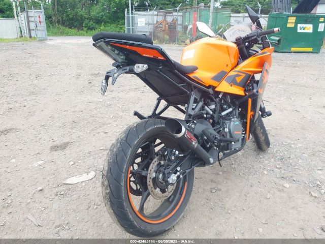 2022 KTM 390 MD2JYJ403NC214834 Photo 3