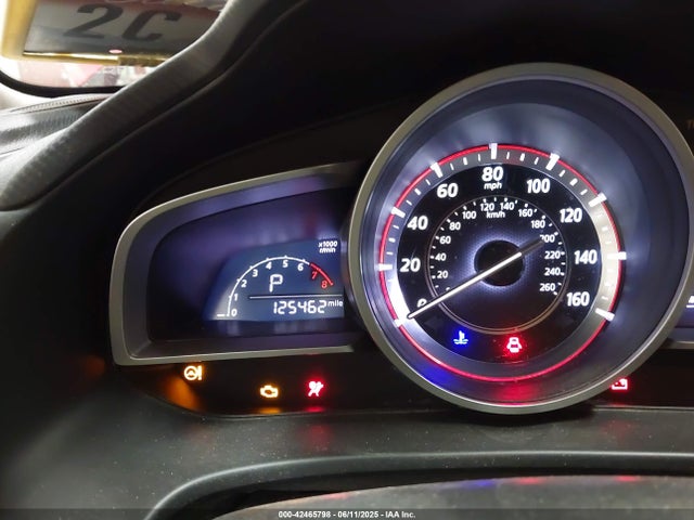 3MZBM1W74FM172025 Mazda pe