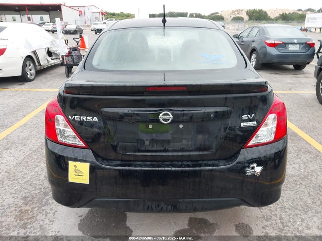 3N1CN7AP0JL879669 Nissan 2018