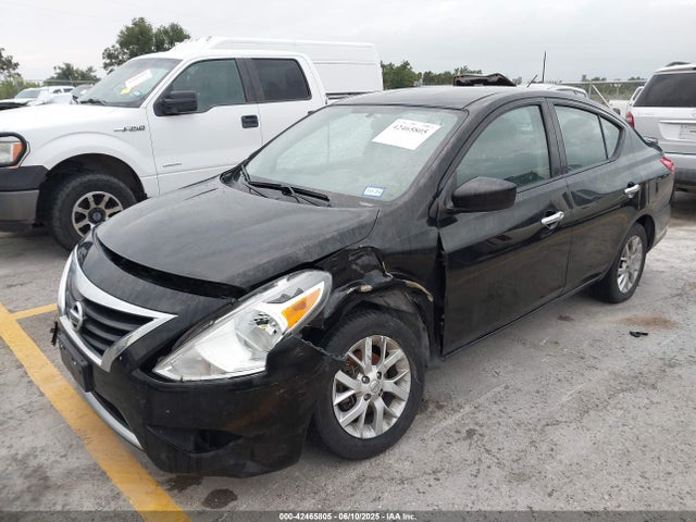3N1CN7AP0JL879669 Nissan 2018