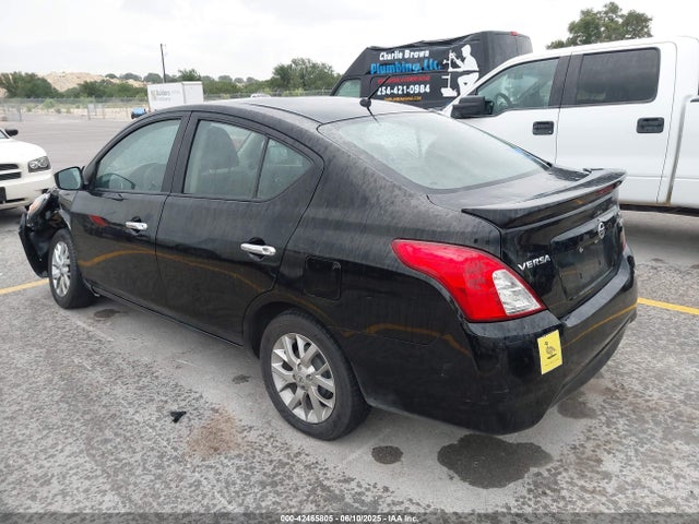 3N1CN7AP0JL879669 Nissan 2018