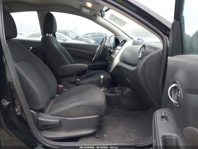 3N1CN7AP0JL879669 Nissan 2018