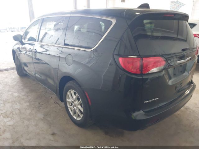 2C4RC1DG2HR744275 Chrysler Pacifica Touring