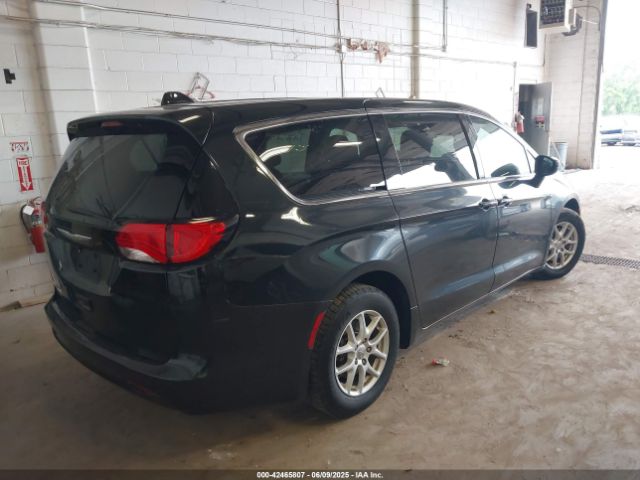 2C4RC1DG2HR744275 Chrysler Pacifica Touring