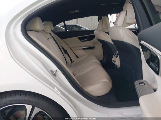 W1KAF4GBXRR159088 Mercedes-Benz m254