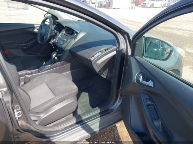 2017 FORD FOCUS 1FADP3F22HL235085 Photo 4