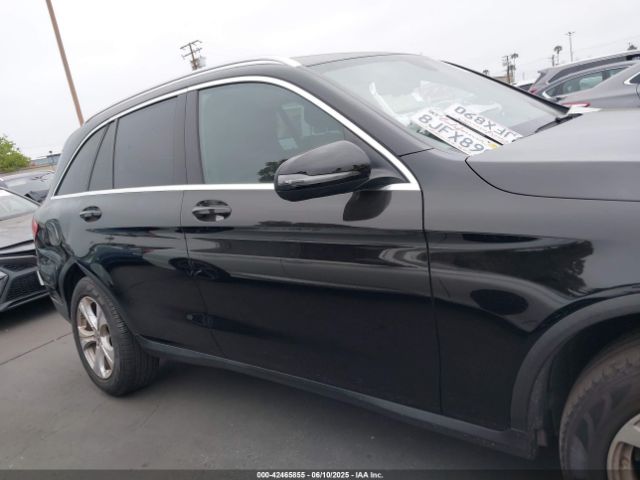 WDC0G4JB9JV105833 Mercedes-Benz GLC 300