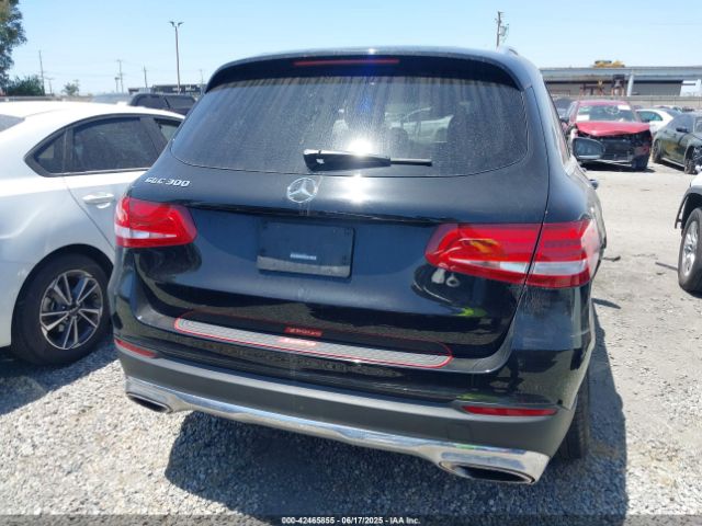 WDC0G4JB9JV105833 Mercedes-Benz GLC 300