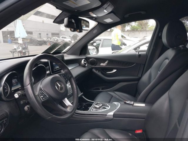 WDC0G4JB9JV105833 Mercedes-Benz GLC 300