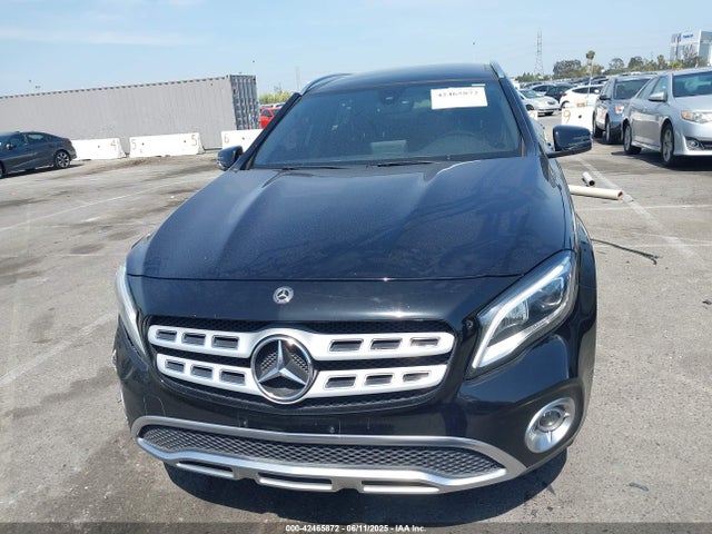 Mercedes-Benz m270 2019 WDCTG4EB9KU011658 Image 12