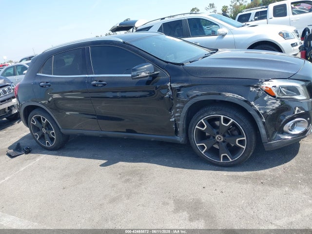 Mercedes-Benz m270 2019 WDCTG4EB9KU011658 Image 13