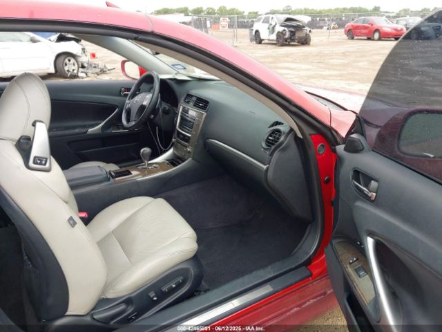 2011 LEXUS IS 250C JTHFF2C26B2514815 Photo 4