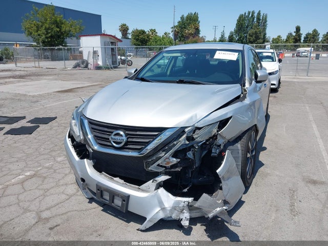 1N4AL3APXHC176949 Nissan 2017