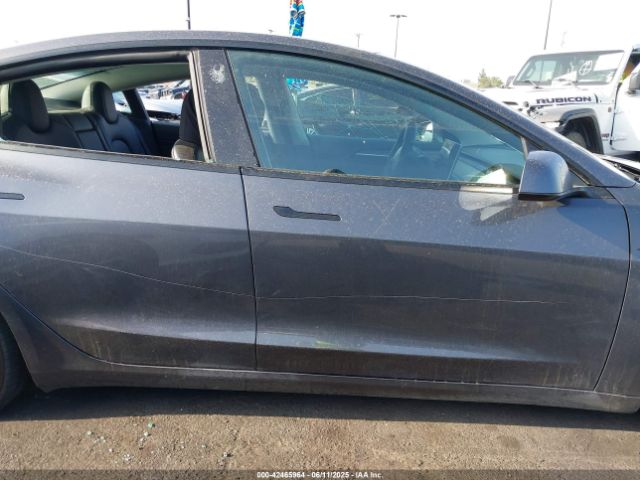 5YJ3E1EA4PF427022 Tesla MODEL 3