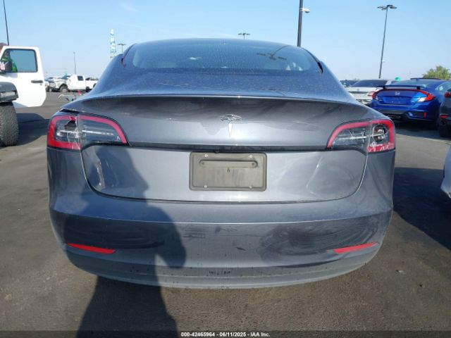 5YJ3E1EA4PF427022 Tesla MODEL 3