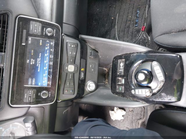 2019 NISSAN LEAF 1N4AZ1CP7KC322036 Photo 10