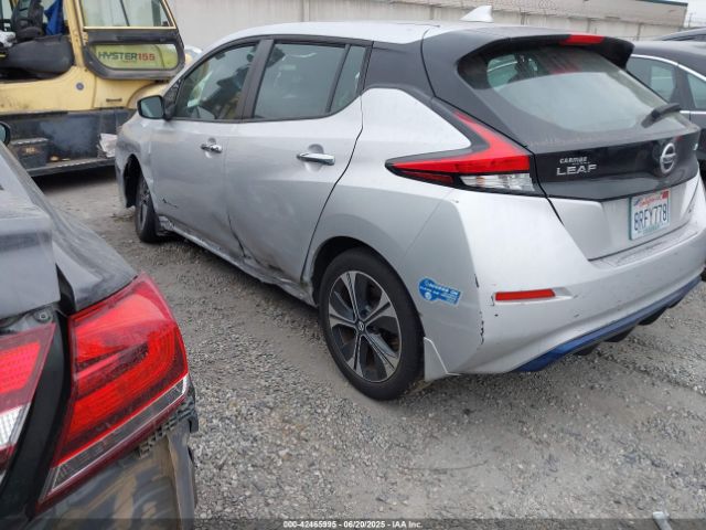 2019 NISSAN LEAF 1N4AZ1CP7KC322036 Photo 2