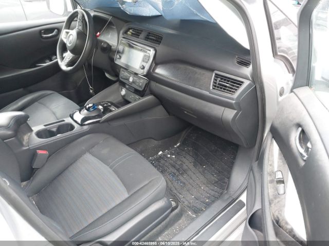 2019 NISSAN LEAF 1N4AZ1CP7KC322036 Photo 4