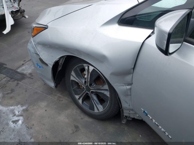 2019 NISSAN LEAF 1N4AZ1CP7KC322036 Photo 5