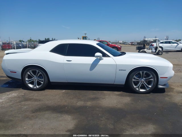 2C3CDZBT4NH105158 Dodge Challenger