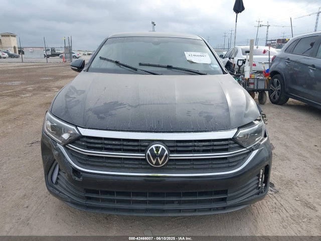 3VWGM7BU7NM029749 Volkswagen 1.5 tsi