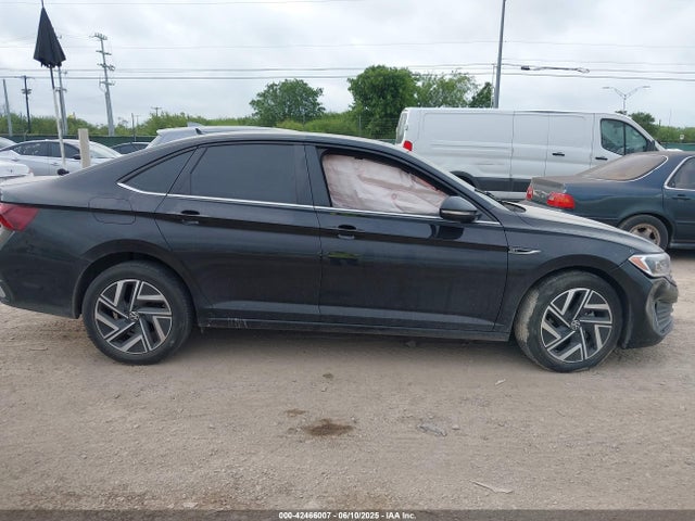 3VWGM7BU7NM029749 Volkswagen 1.5 tsi