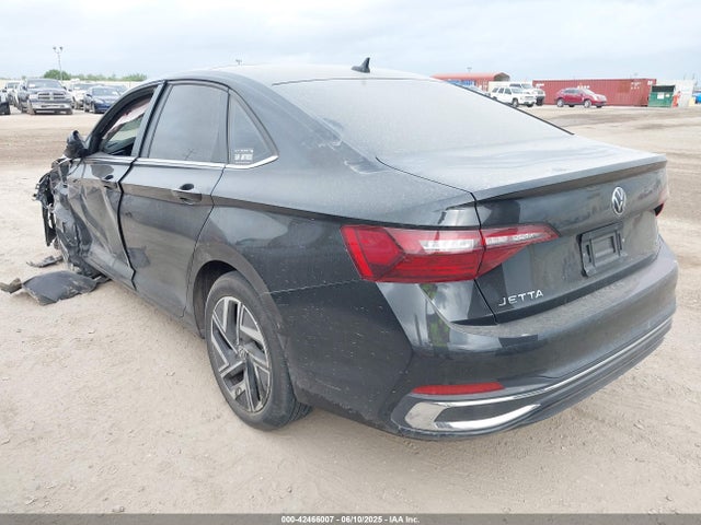 3VWGM7BU7NM029749 Volkswagen 1.5 tsi