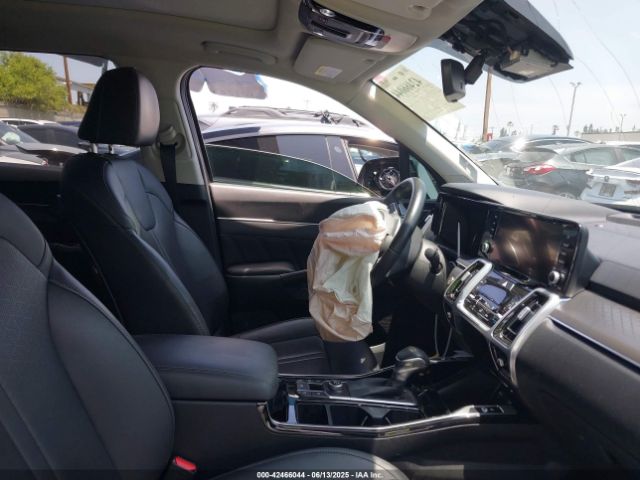 2022 KIA SORENTO 5XYRK4LF5NG136456 Photo 4