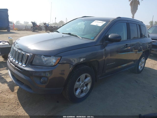 Jeep Compass Sport 2014 1C4NJCBA1ED832389 Image 2