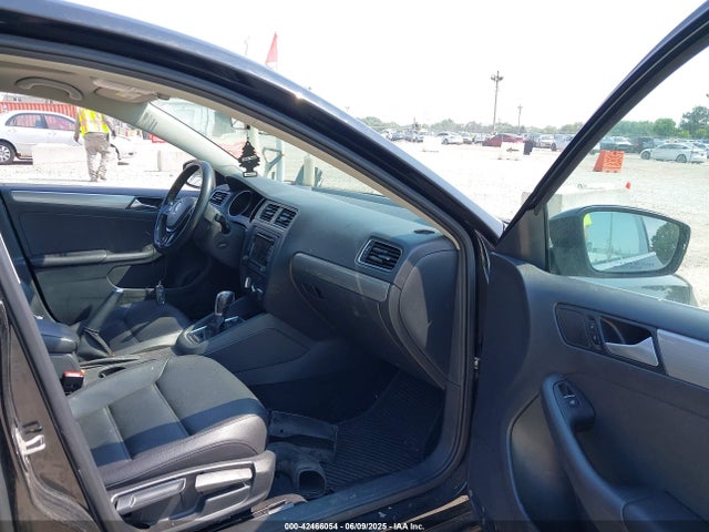 3VWD07AJ8FM302396 Volkswagen Jetta 1.8t Se
