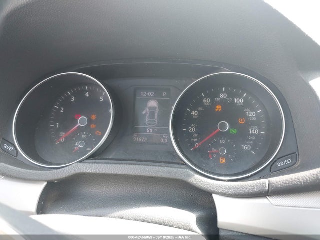 1VWAT7A3XGC036460 Volkswagen 2016