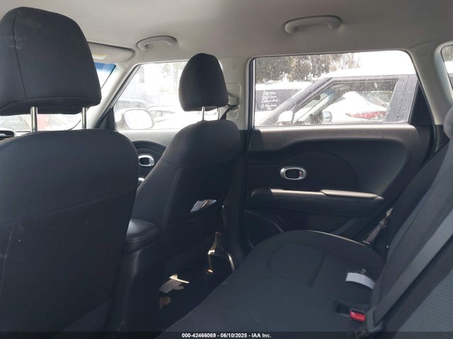 KIA g 2018 KNDJP3A50J7538010 Image 17
