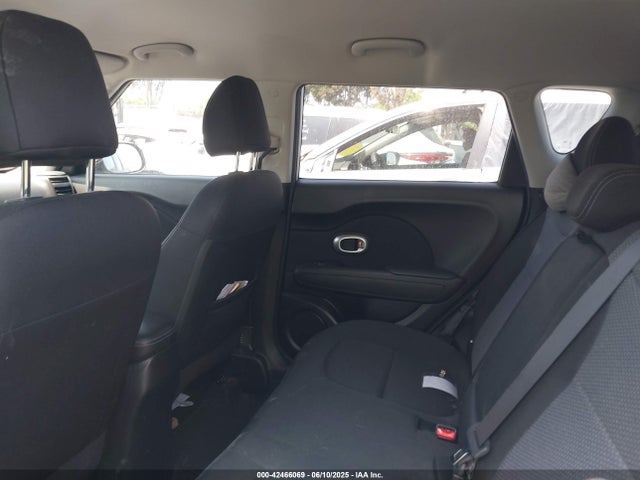 KIA g 2018 KNDJP3A50J7538010 Image 8