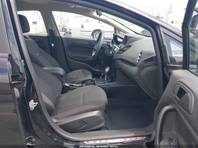 3FADP4DJ6KM135609 Ford 2019
