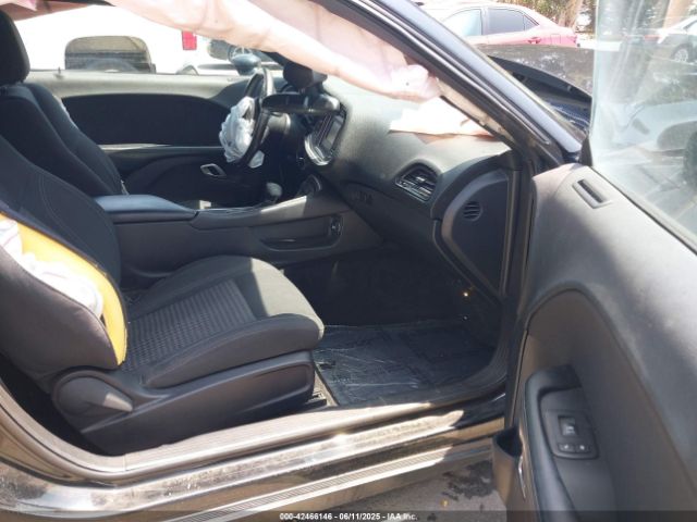 2016 DODGE CHALLENGER 2C3CDZAG4GH240213 Photo 4