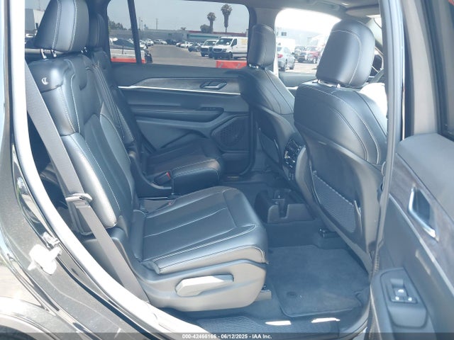 1C4RJKBG1S8646906 Jeep GRAND CHEROKEE L