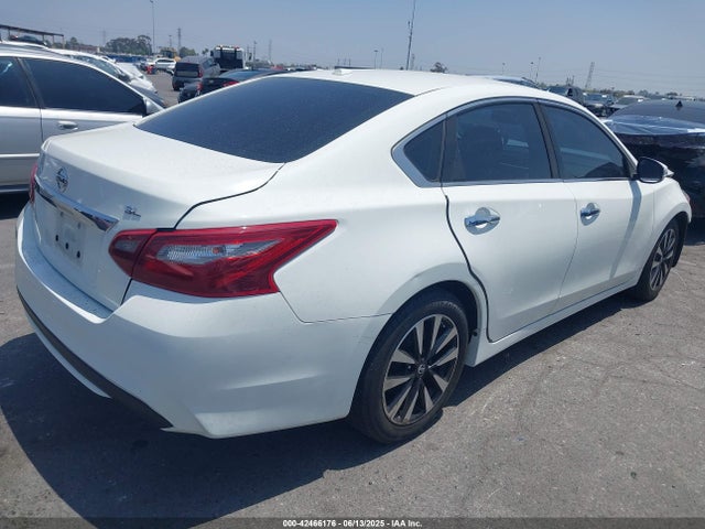 1N4AL3AP6JC185010 Nissan 2018